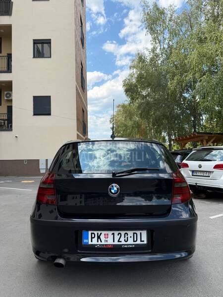 BMW 118 