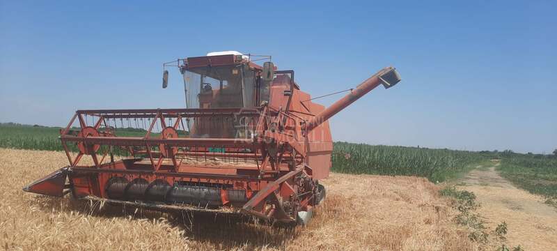 Massey Ferguson Droninborg 3800