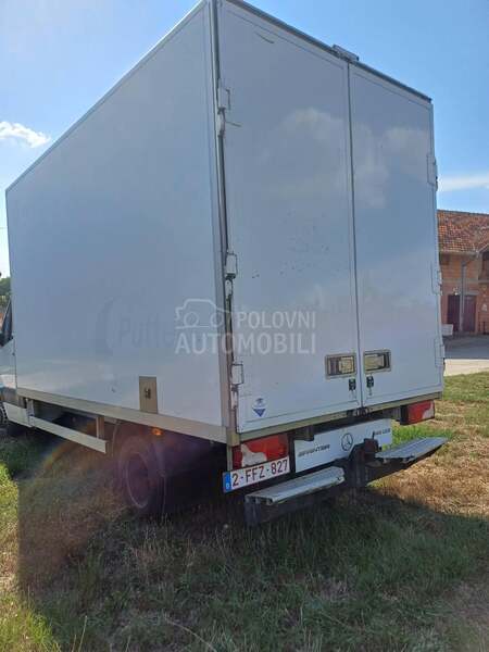 Mercedes Benz Sprinter 513