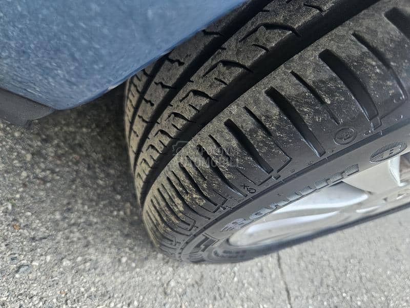 Renault Clio 1.2 anniversary