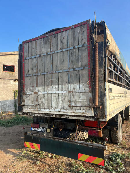 TAM 130 T11 Stocar