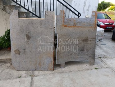 BLAZUJKA POD TOVARNOG PROSTORA