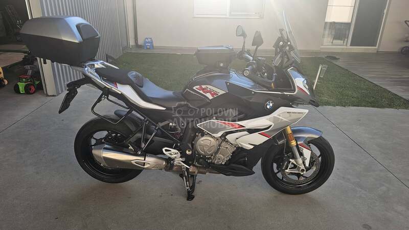 BMW S1000XR