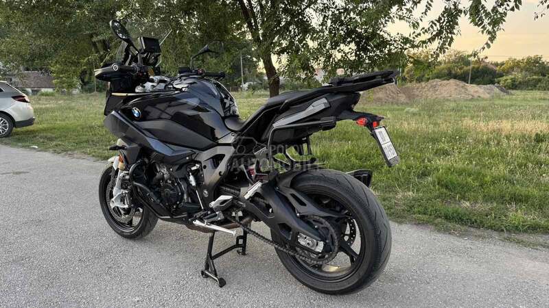 BMW S 1000 XR Triple Black