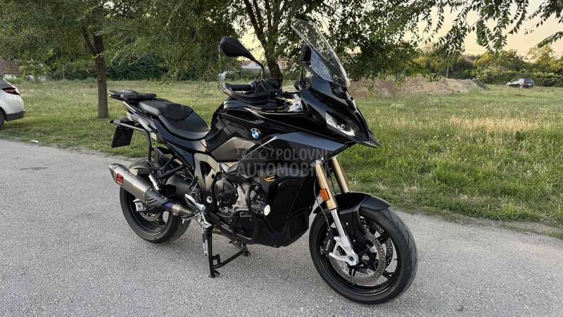 BMW S 1000 XR Triple Black