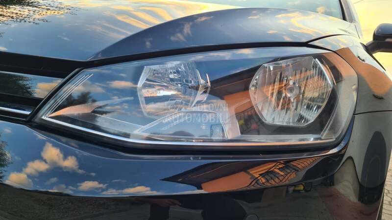 Volkswagen Golf 7 1.6TDI BLUEMOTION
