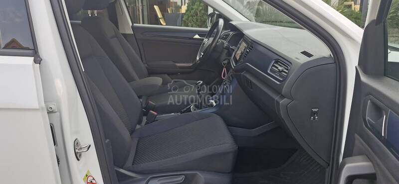 Volkswagen T-Roc 1,0 b 124000 novo
