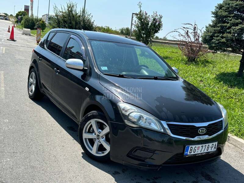 Kia cee`d 1.4 pl i n