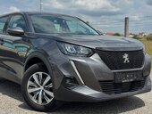 Peugeot 2008 1.5 BLUEHDI / N.O.V