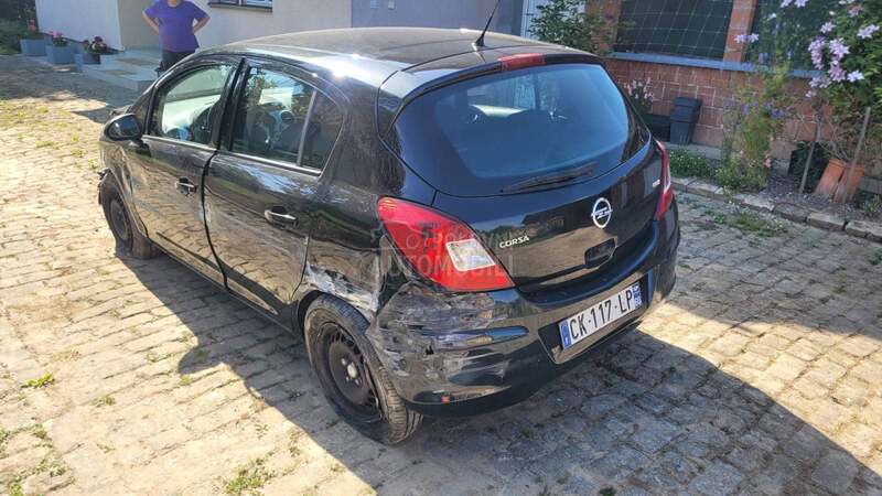 Opel Corsa D 1.3 d 2012. god. -  kompletan auto u delovima