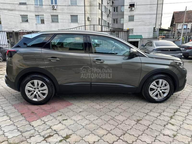 Peugeot 3008 1.2PureTechExecutive