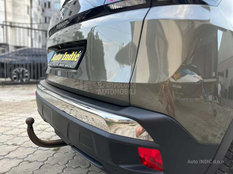 Peugeot 3008 1.2PureTechExecutive