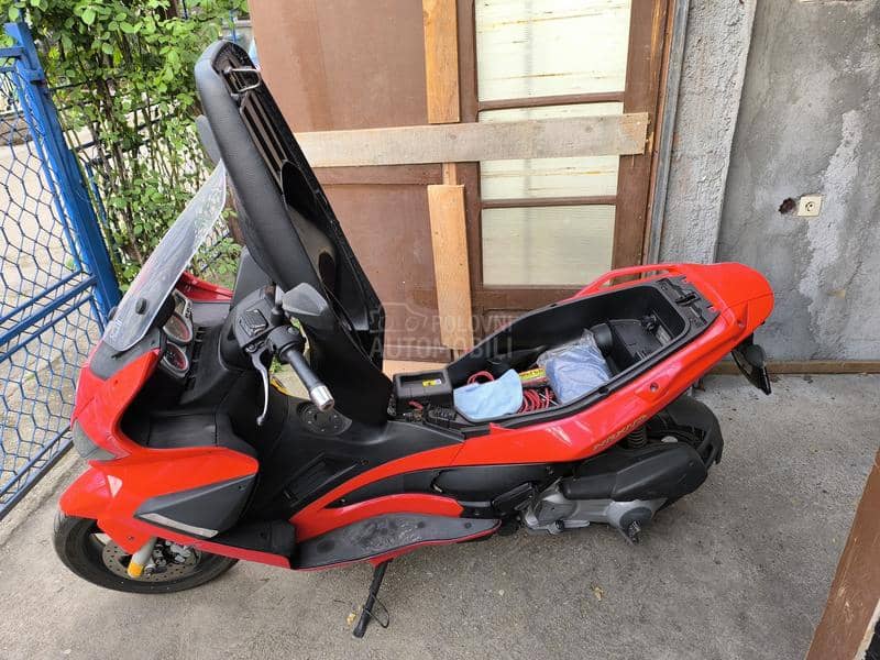 Gilera Nexus