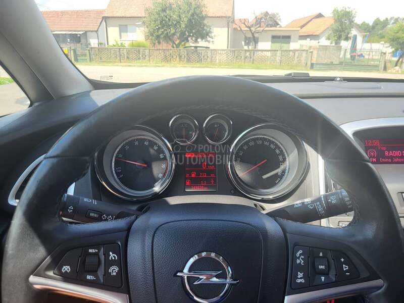 Opel Astra J 1.4 b