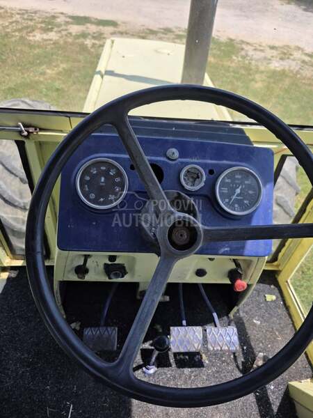 Lamborghini DT 854