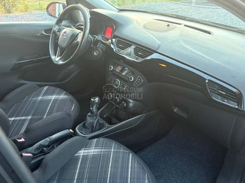 Opel Corsa E 1.2 CH