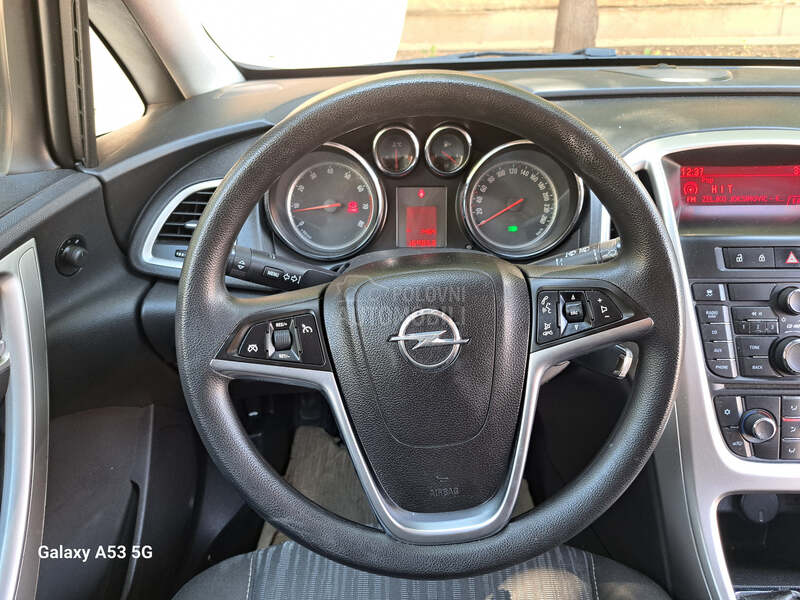 Opel Astra J 1.4