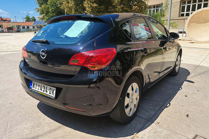 Opel Astra J 1.4