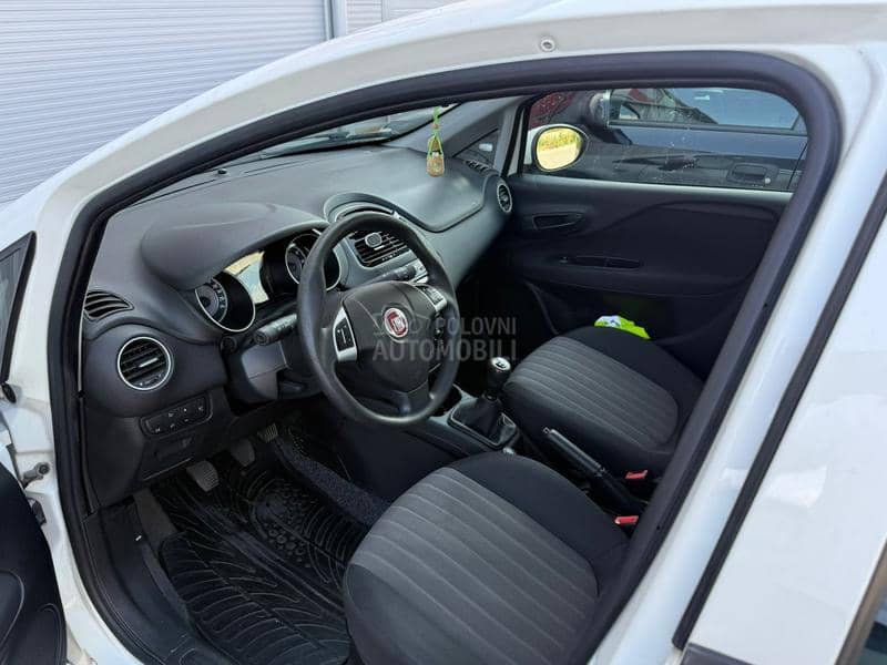 Fiat Grande Punto n1 teretno