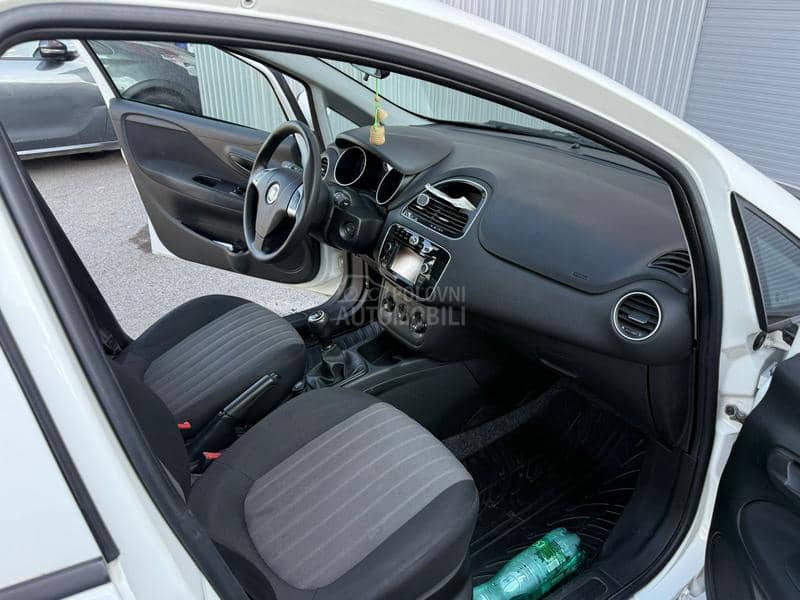 Fiat Grande Punto n1 teretno