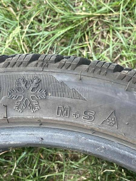 Tigar 225/45 R18 Zimska