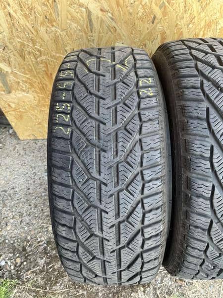 Tigar 225/45 R18 Zimska