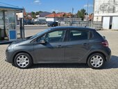 Peugeot 208 1.2