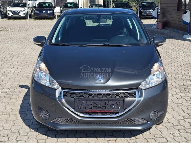 Peugeot 208 1.2