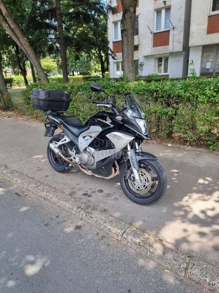 Honda vfr 800x crossrunner