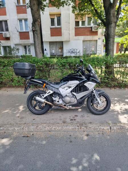 Honda vfr 800x crossrunner