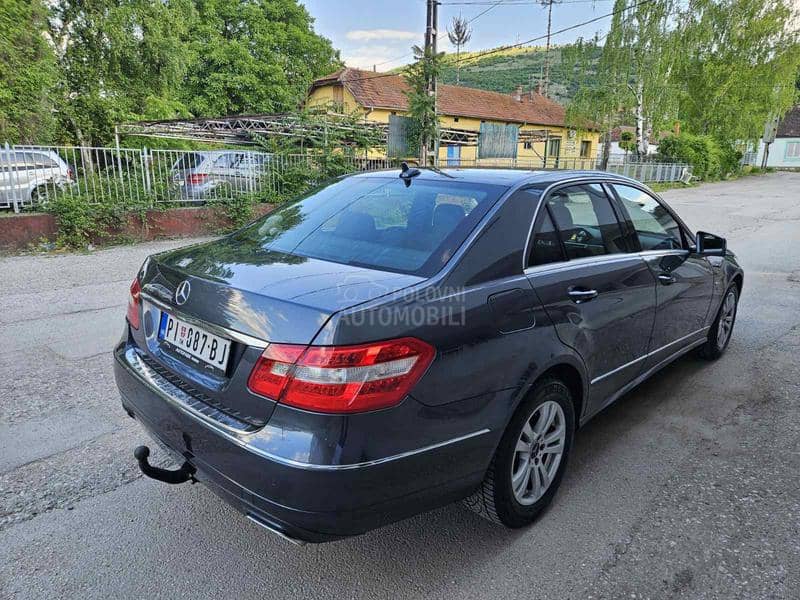 Mercedes Benz E 220 