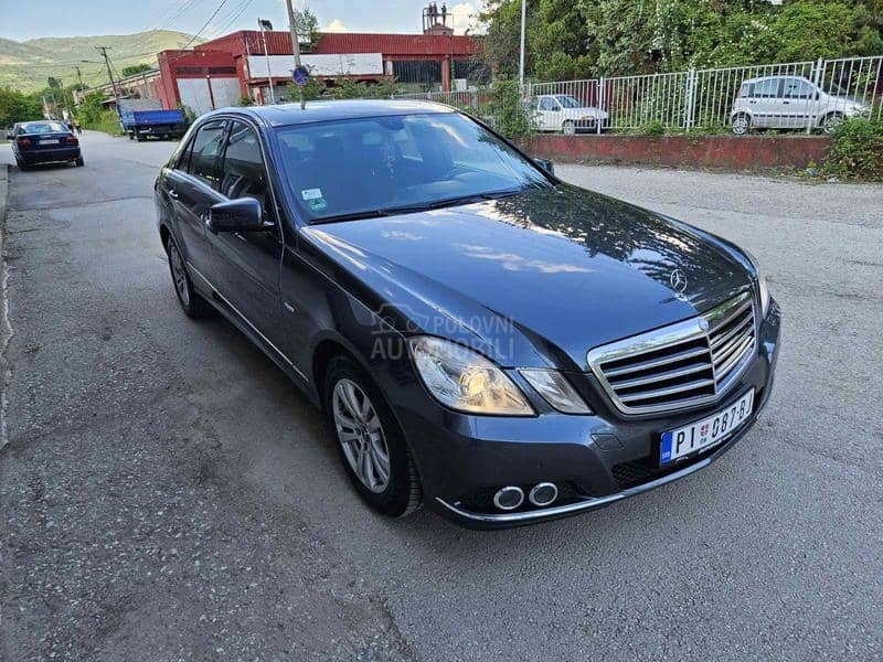 Mercedes Benz E 220 