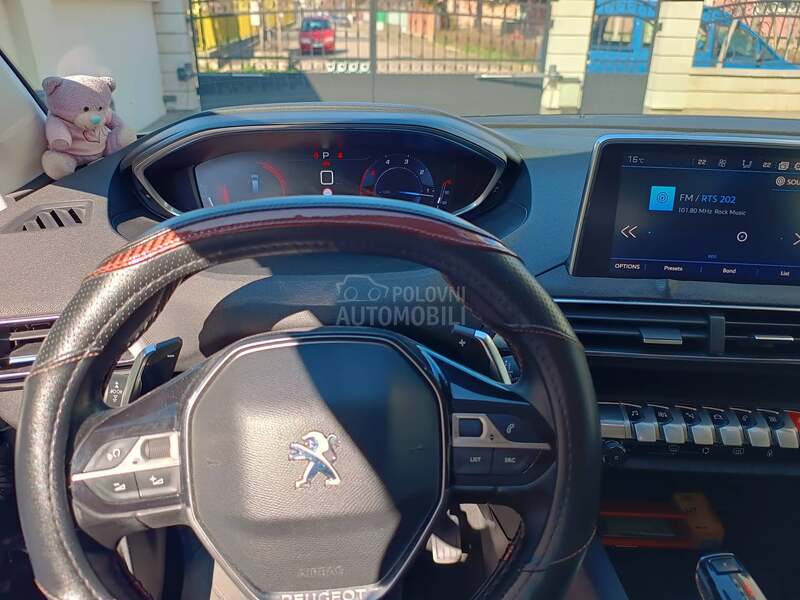 Peugeot 5008 1.6 HDI v/m servis