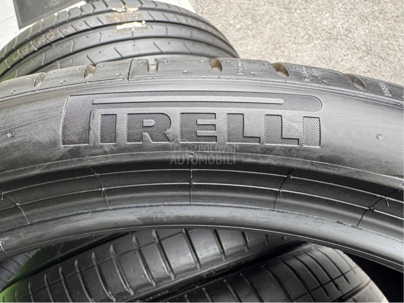 Pirelli 275/35 R22 Letnja
