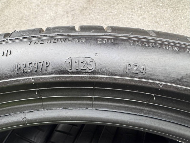 Pirelli 275/35 R22 Letnja