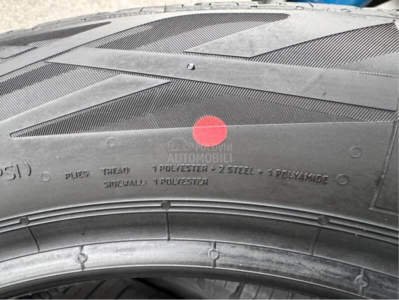 Continental 215/55 R17 Letnja