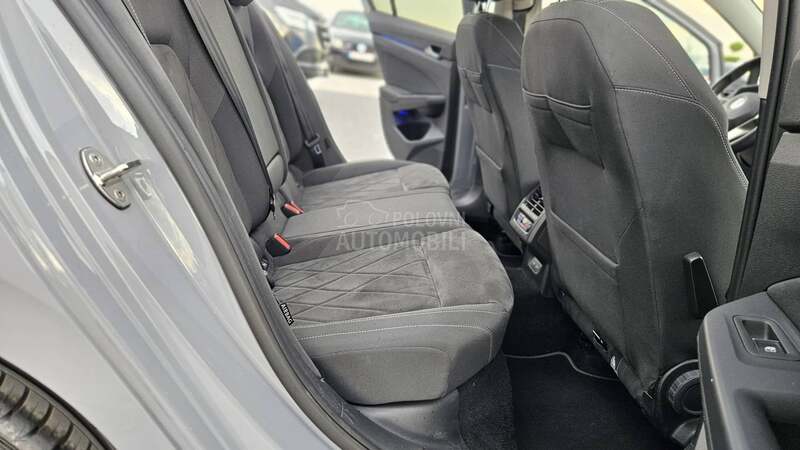 Volkswagen Golf 8 