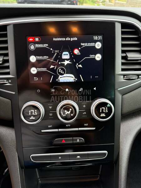 Renault Megane 1.6b/hybrid/e-tech