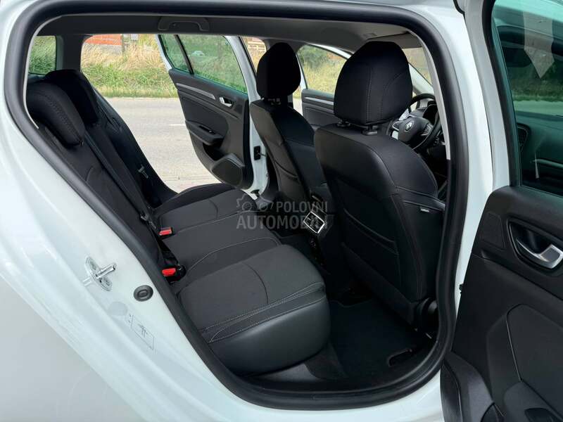 Renault Megane 1.6b/hybrid/e-tech