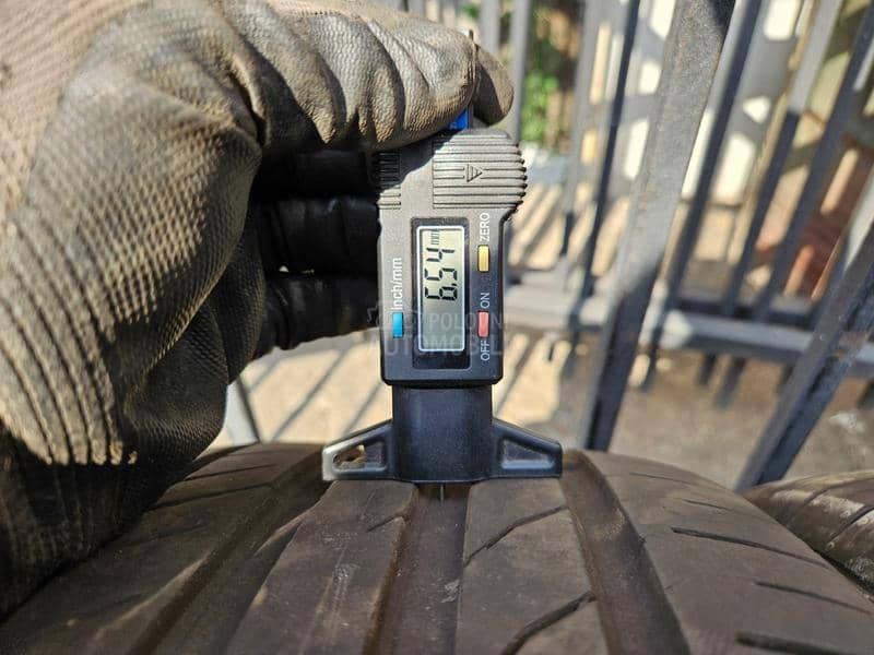 Continental 225/45 R18 Letnja