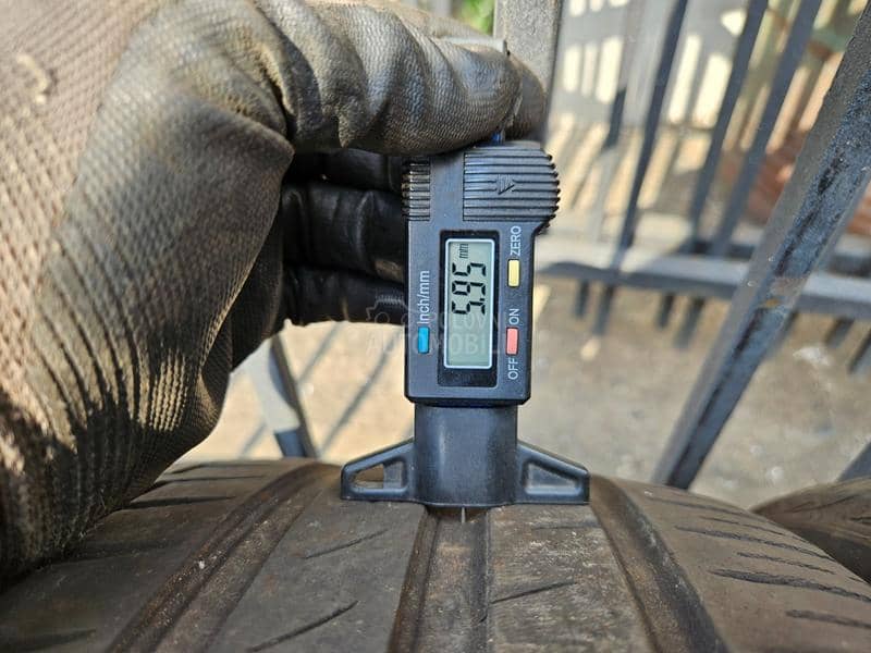 Continental 235/40 R18 Letnja