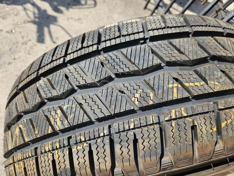 Hankook 225/55 R17 Sve sezone
