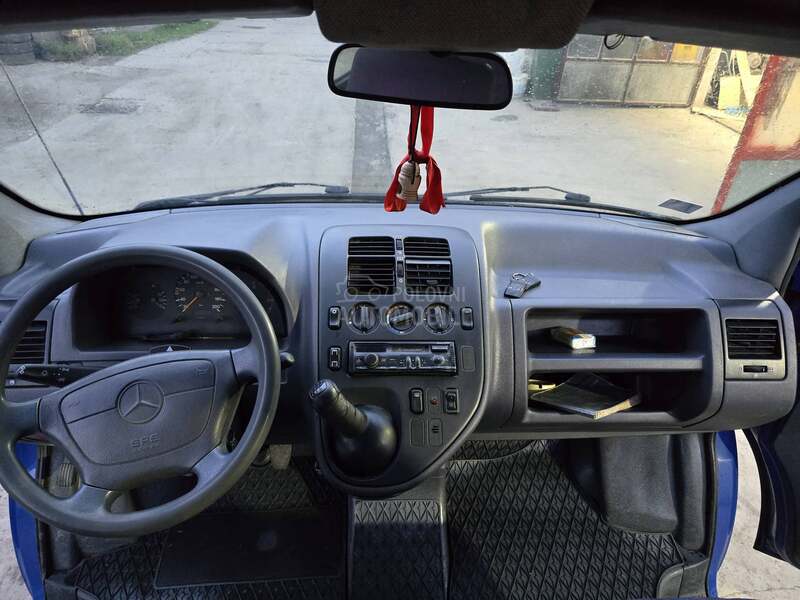 Mercedes Benz Vito 110 D 25 GOD VLASNIK