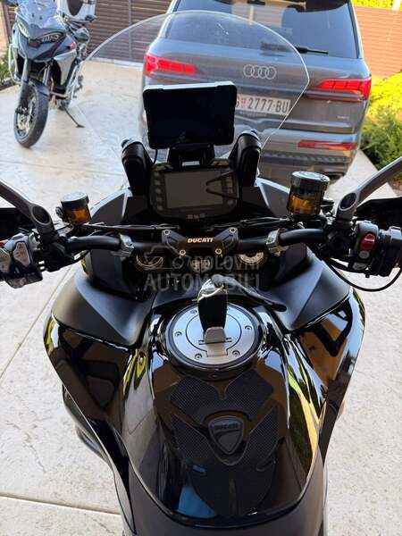 Ducati Multistrada V2 S