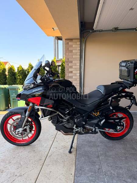 Ducati Multistrada V2 S