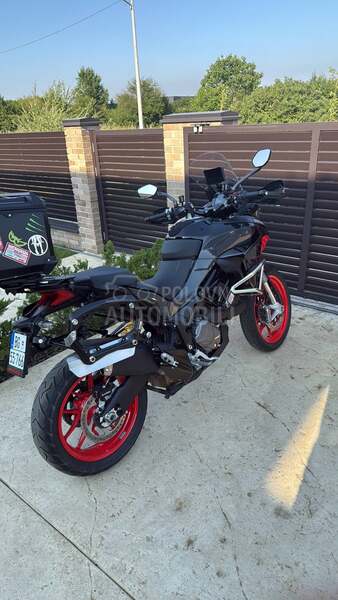Ducati Multistrada V2 S