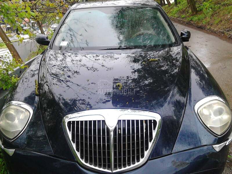 Lancia Thesis 2.0 Turbo