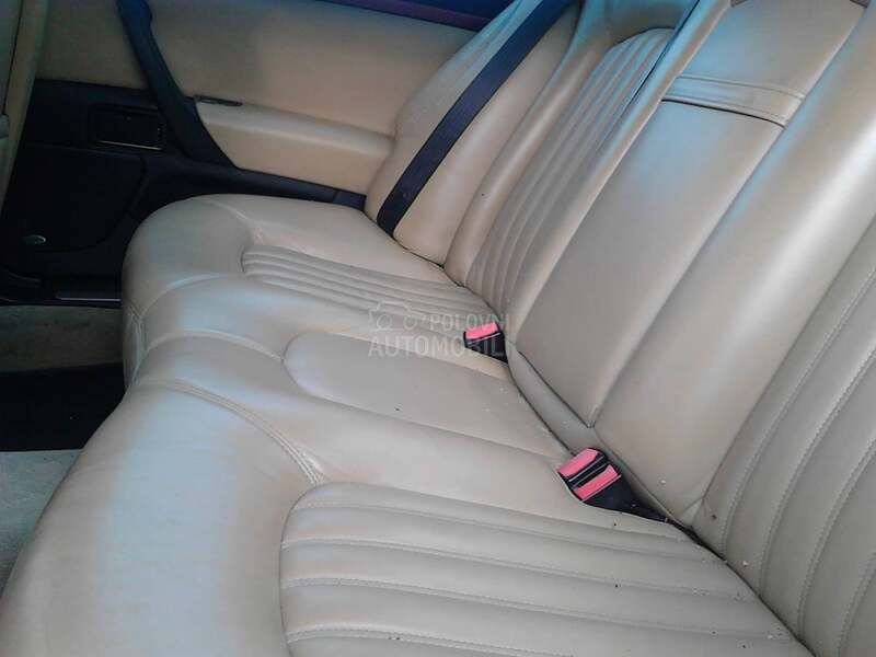 Lancia Thesis 2.0 Turbo