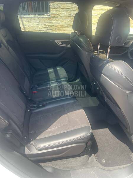 Audi Q7 S-Line quattroMATRIX