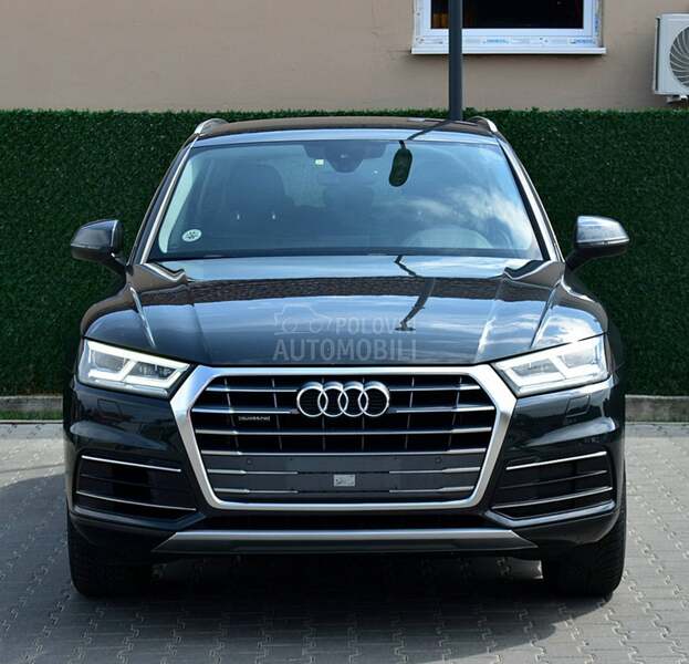 Audi Q5 sport 4x4 Matrix